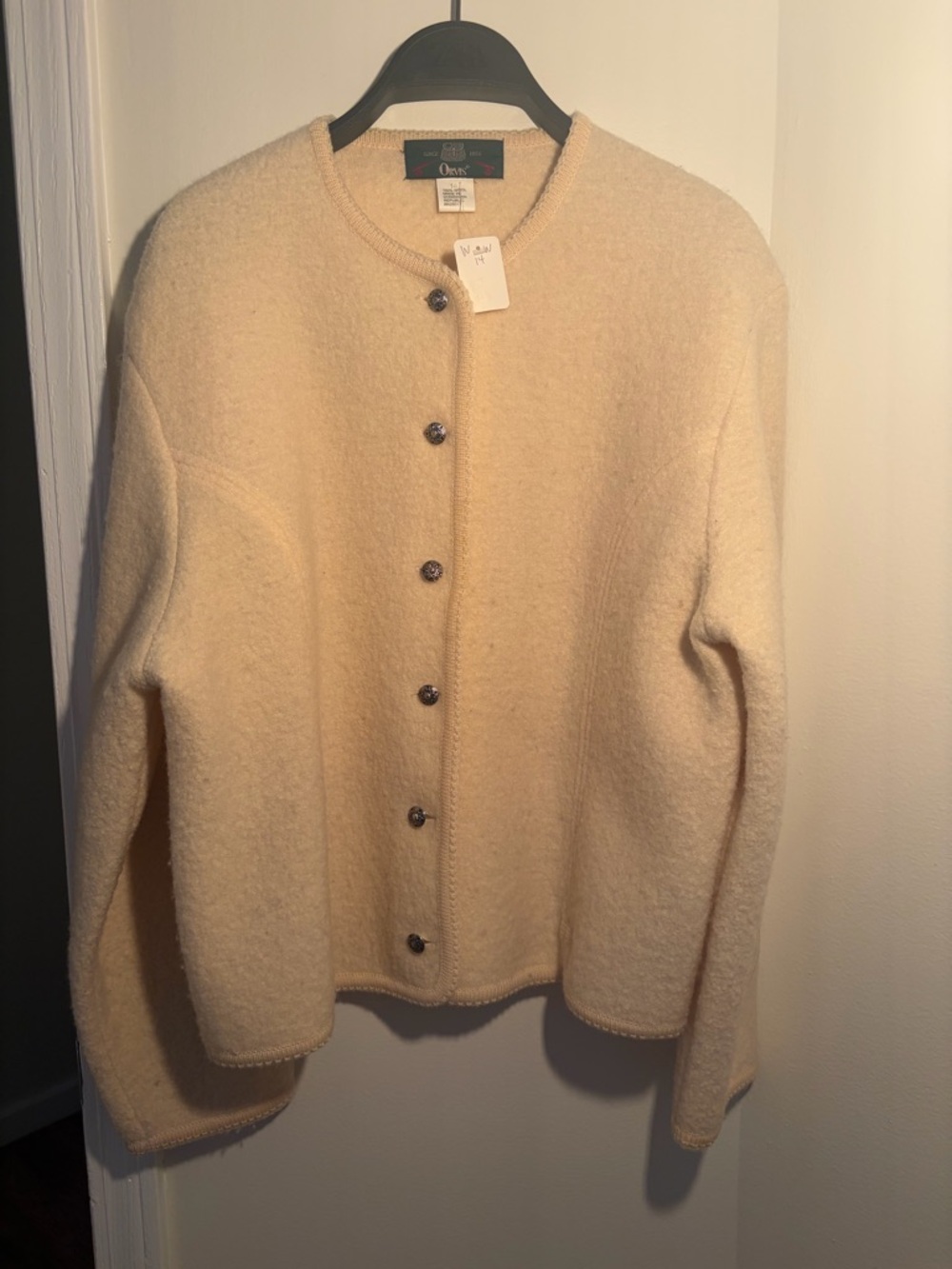 Orvis Cream Button-Front Knit Cardigan
100% wool